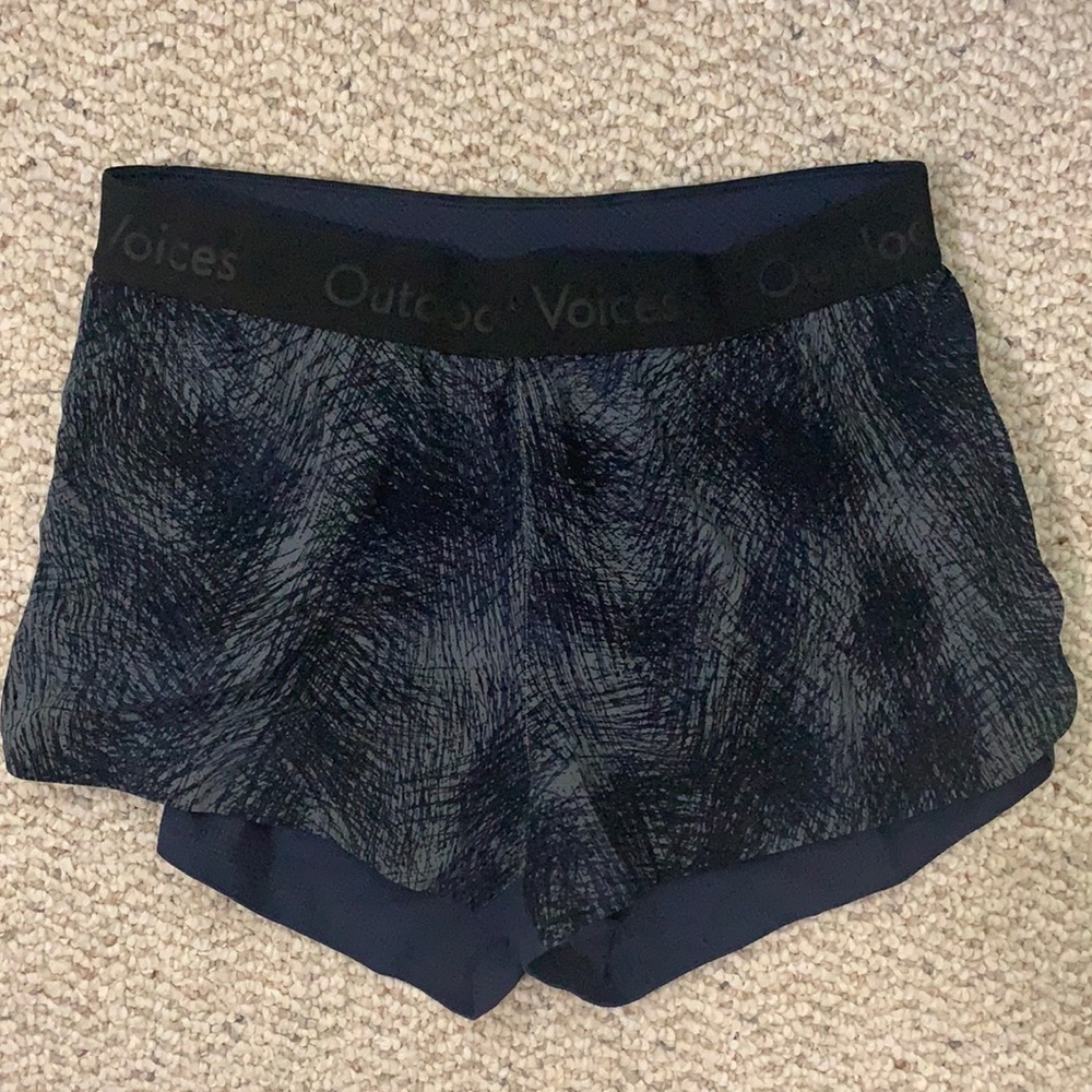 OUTDOOR VOICES Ready Set Shorts (S)